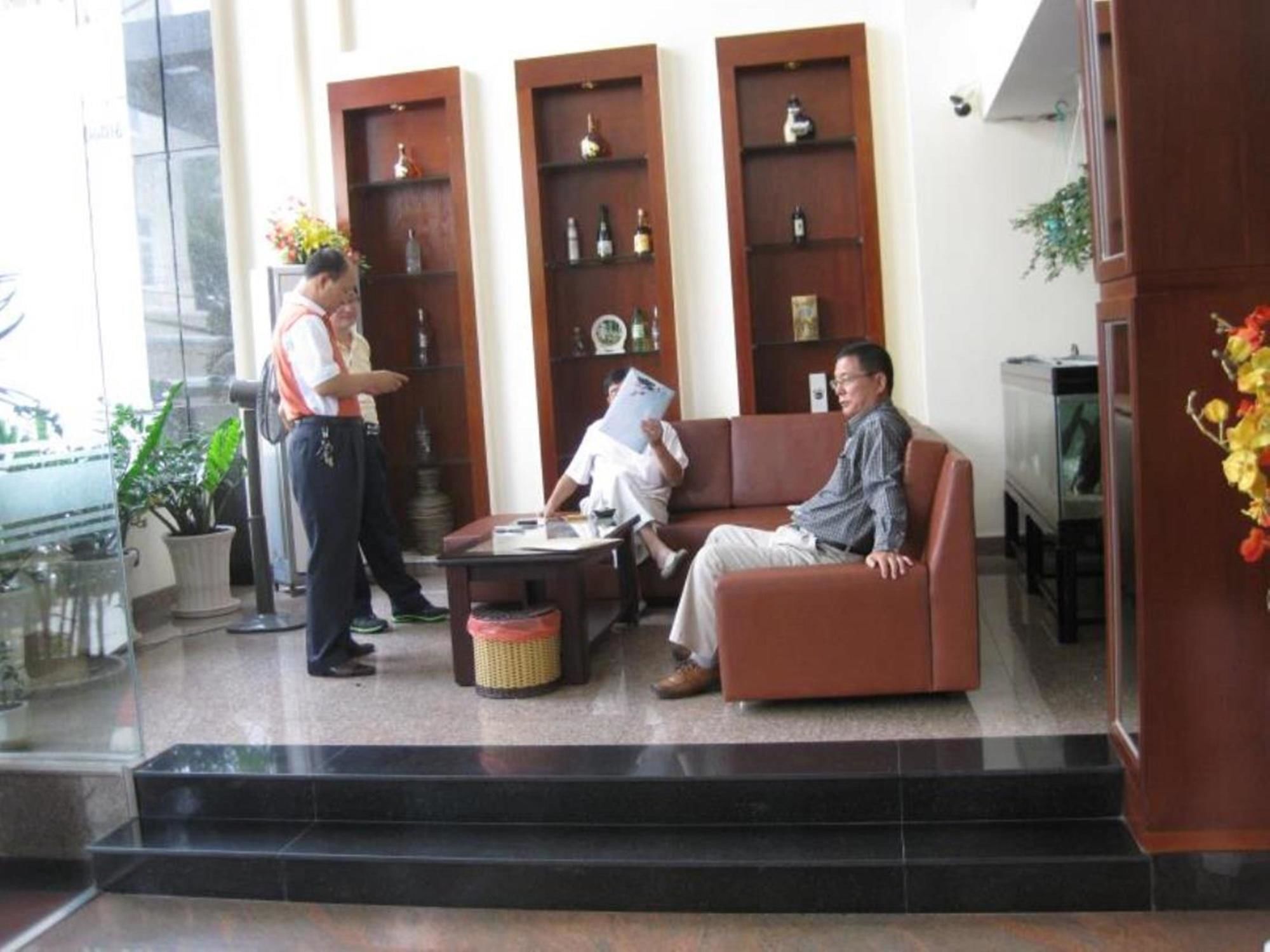 Duc Minh Hotel Хошимин Экстерьер фото